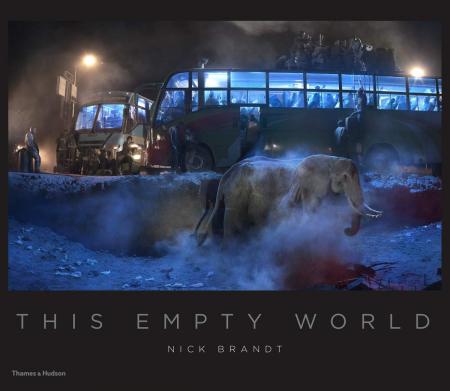 книга Nick Brandt: Це Empty World, автор: Nick Brandt
