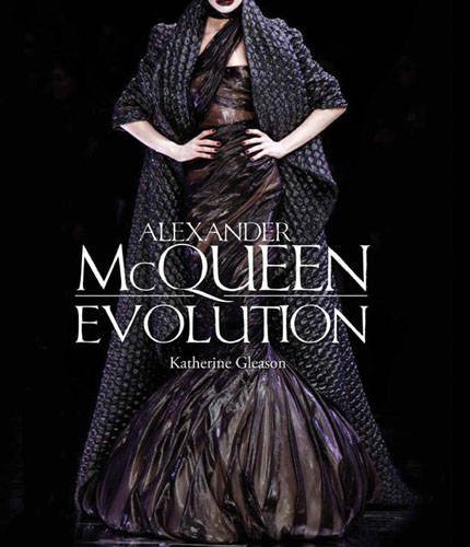 книга Alexander Mcqueen: Evolution, автор: Katherine Gleason