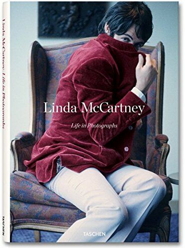 обложка книги Linda McCartney: Life in Photographs книга Linda McCartney: Life in Photographs, автор: Linda McCartney, Annie Leibovitz, Martin Harrison, Alison Castle