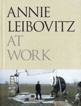 обложка книги Annie Leibovitz at Work книга Annie Leibovitz at Work, автор: Annie Leibovitz