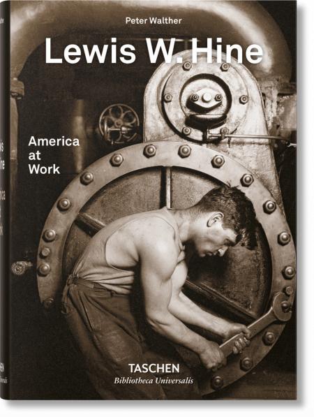 обложка книги Lewis W. Hine. America at Work книга Lewis W. Hine. America at Work, автор: Lewis W. Hine, Peter Walther