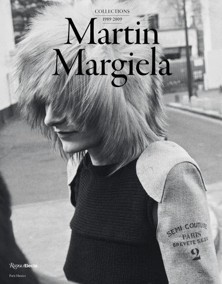 обложка книги Martin Margiela: The Women's Collections 1989-2009 книга Martin Margiela: The Women's Collections 1989-2009, автор: Written by Alexandre Samson, Introduction by Olivier Saillard