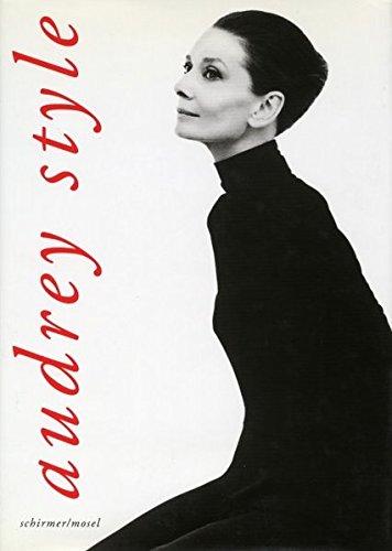 обложка книги Audrey Hepburn - Audrey Style книга Audrey Hepburn - Audrey Style, автор: Pamela Clarke Keogh, Jochen Schwarzer