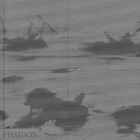 обложка книги Robert Capa: The Definitive Collection книга Robert Capa: The Definitive Collection, автор: Robert Capa, Richard Whelan