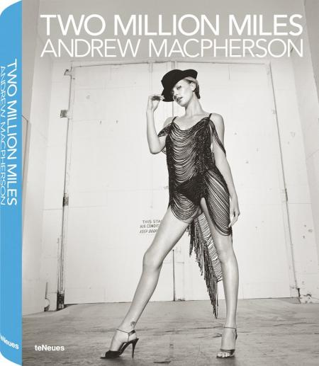 книга Two Million Miles, автор: Andrew Macpherson