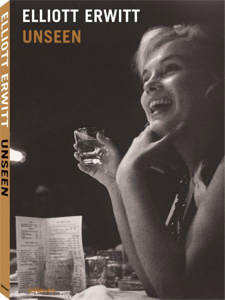 обложка книги Elliott Erwitt: Unseen книга Elliott Erwitt: Unseen, автор: Elliott Erwitt