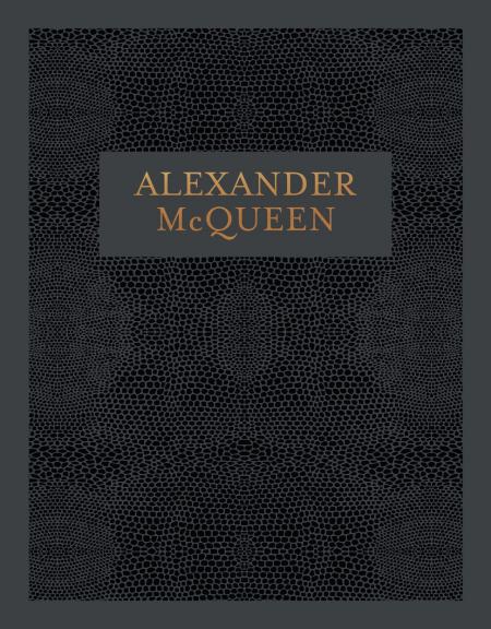 обложка книги Alexander McQueen книга Alexander McQueen, автор: Claire Wilcox