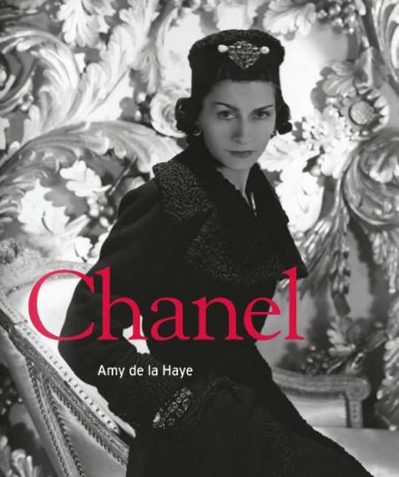 обложка книги Chanel: Couture and Industry книга Chanel: Couture and Industry, автор: Amy de la Haye