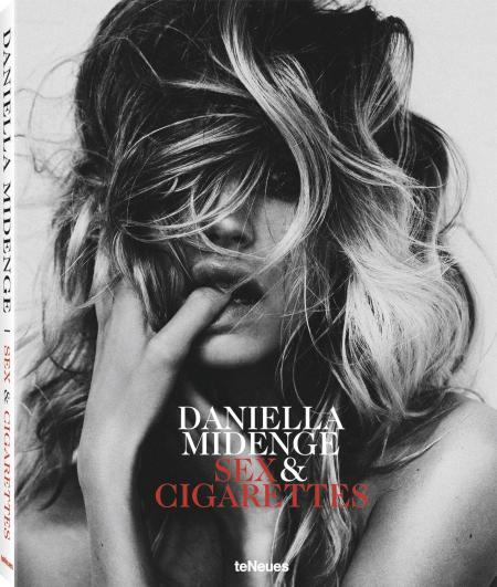 обложка книги Sex & Cigarettes книга Sex & Cigarettes, автор: Daniella Midenge