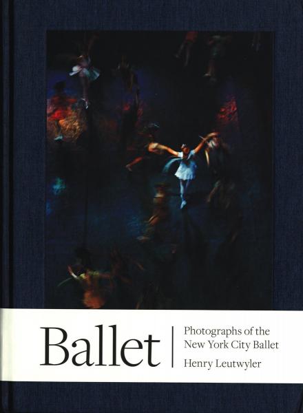 обложка книги Ballet: Photographs of the New York City Ballet книга Ballet: Photographs of the New York City Ballet, автор: Henry Leutwyler