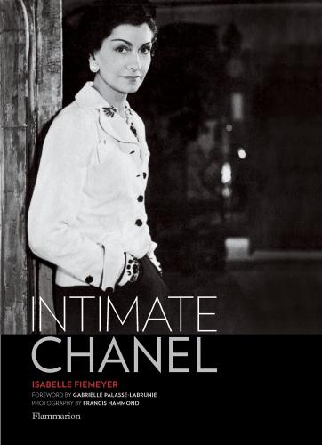 книга Intimate Chanel, автор: Isabelle Fiemeyer