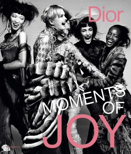 обложка книги Dior: Moments of Joy книга Dior: Moments of Joy, автор: Muriel Teodori