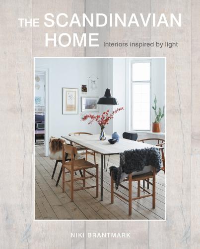 обложка книги The Scandinavian Home: Interiors Inspired by Light книга The Scandinavian Home: Interiors Inspired by Light, автор: Niki Brantmark