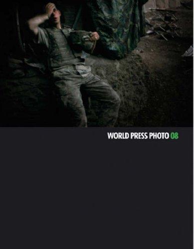 обложка книги World Press Photo 08 книга World Press Photo 08, автор: Elspeth Schouten, Kari Lundelin