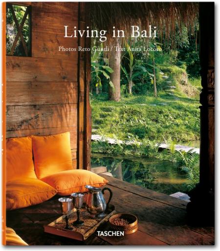 обложка книги Living in Bali книга Living in Bali, автор: Reto Guntli, Anita Lococo