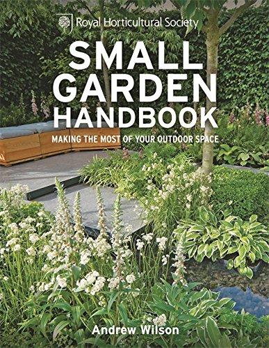 обложка книги RHS Small Garden Handbook: Making the most of your outdoor space книга RHS Small Garden Handbook: Making the most of your outdoor space, автор: Andrew Wilson